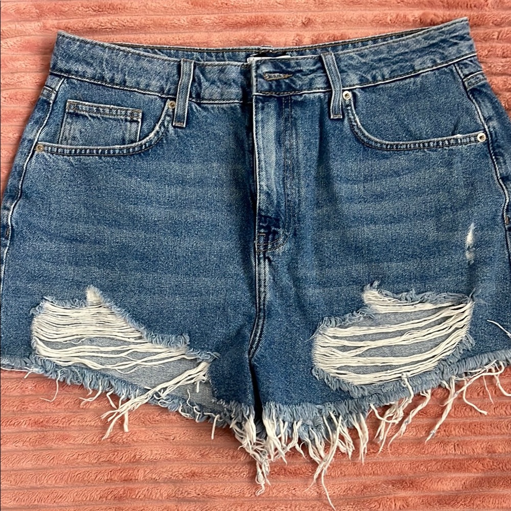 Forever21 Distressed Denim Women's Shorts